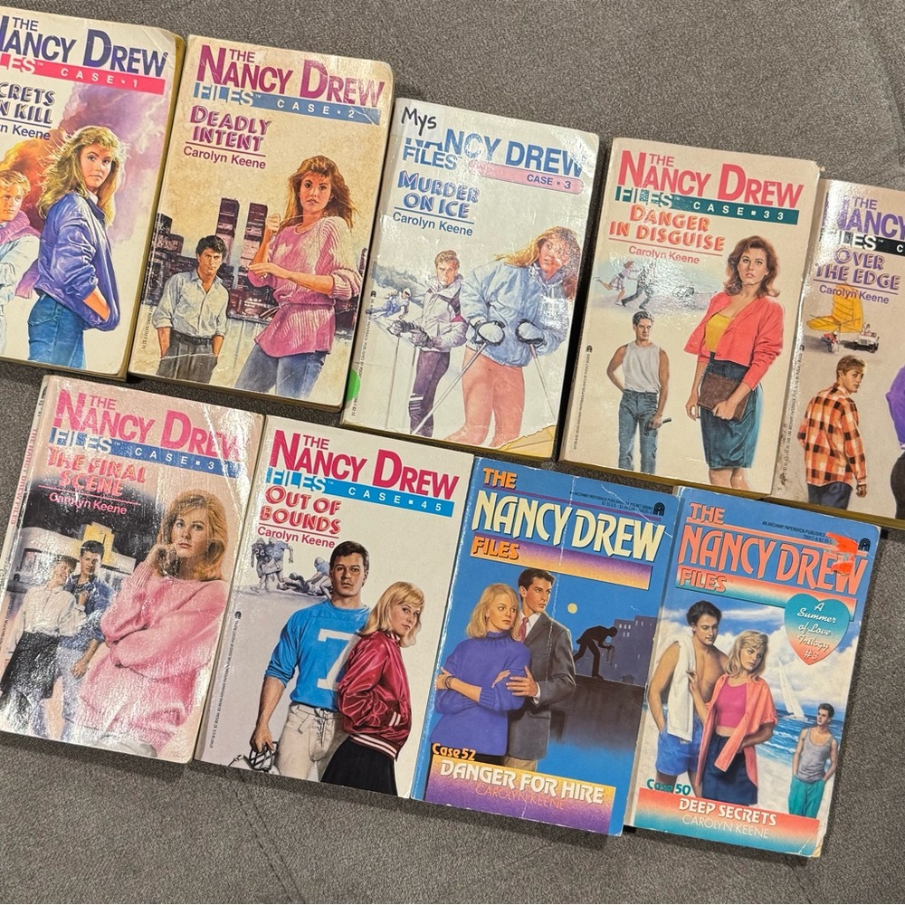 Nancy Drew Files Mystery Book Set - 9 books